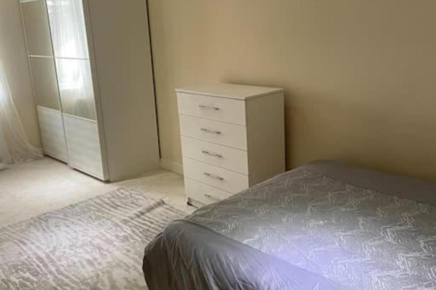 Charming House With Garden - Sleeps 6 & Parking West Drayton (Middlesex)